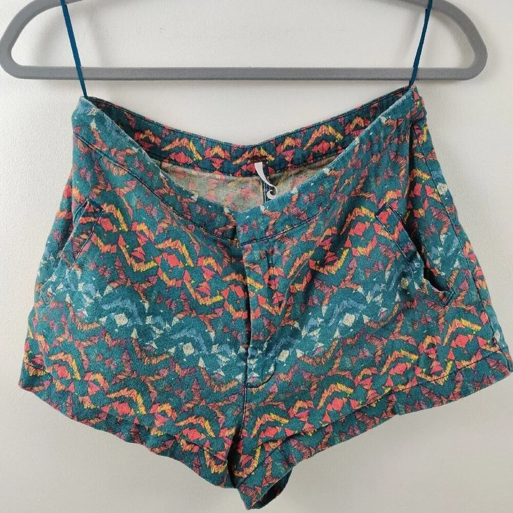FREE PEOPLE Shorts Size 6 Western Aztec Lightweight Blue Orange Linen Spandex